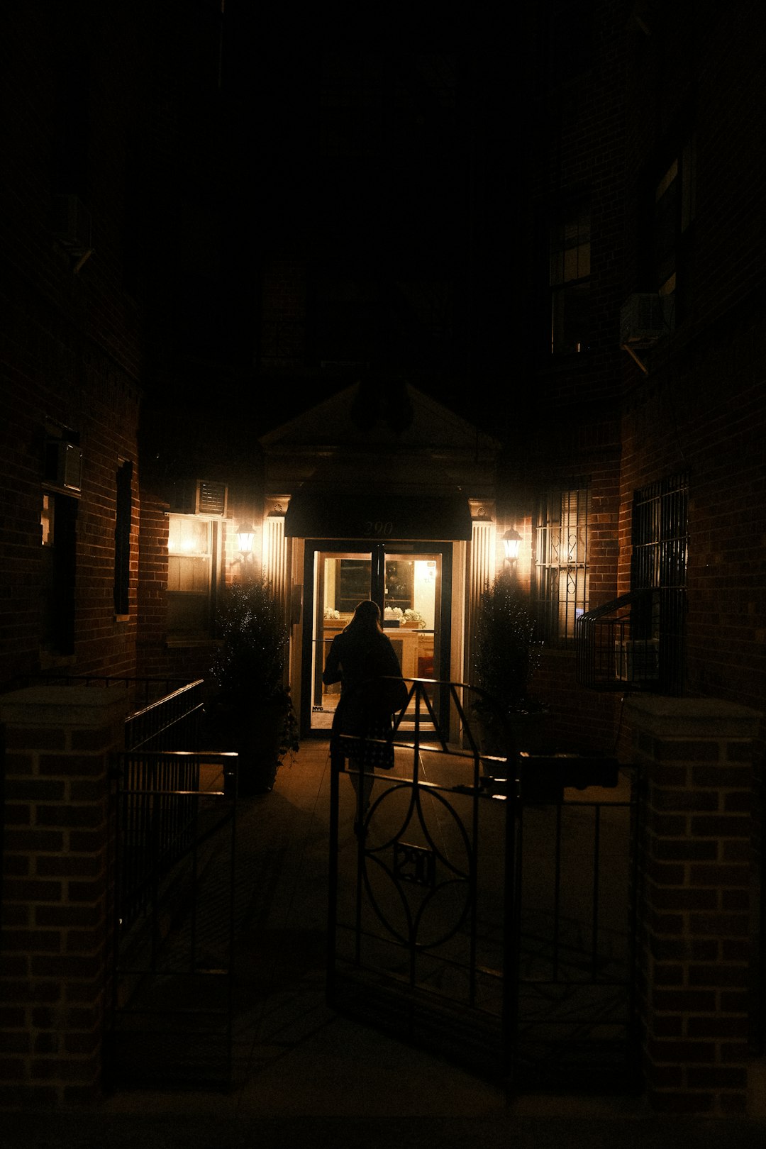 Illuminate Your Front Porch: Outdoor Lighting Inspiration
