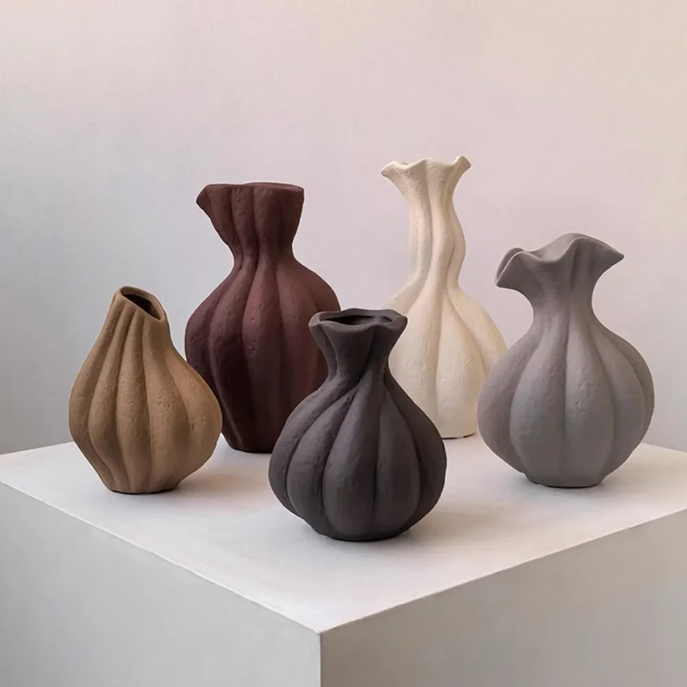 Sabi | Sculpted Clay Vase