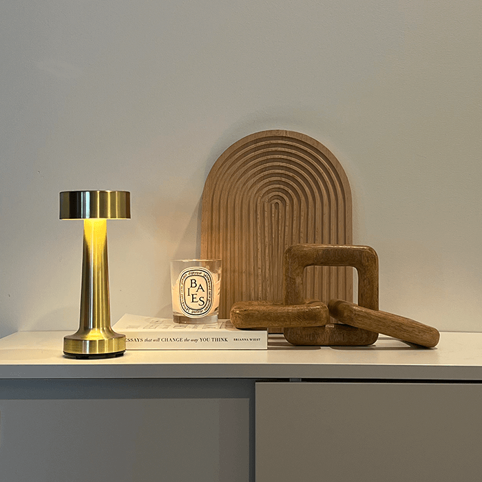 Nilo Rechargeable Table Lamp | Metal Cordless Table Light