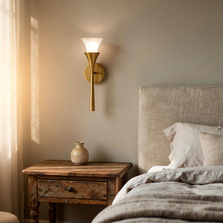 Hana | Alabaster &amp; Brass Wall Light