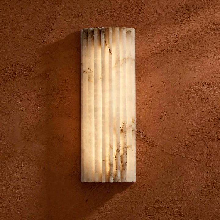 Hida | Fluted Alabaster Wall Sconce