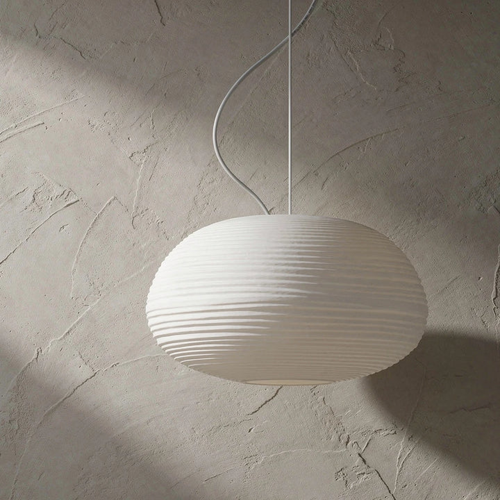 Rayo | Ribbed Milk Glass Pendant Light